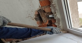 Демонтаж оконных откосов по выгодной цене от 513 руб. в асбесте - Сварной-Сбс